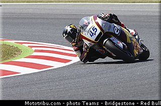 moto2_redding_008_catalogne_montmelo_2013.jpg