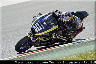moto2_rossi_013_catalogne_montmelo_2013.jpg
