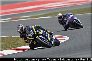 moto2_rossi_026_catalogne_montmelo_2013.jpg