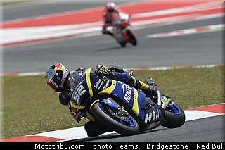 moto2_rossi_027_catalogne_montmelo_2013.jpg