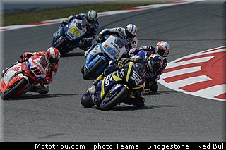 moto2_rossi_032_catalogne_montmelo_2013.jpg