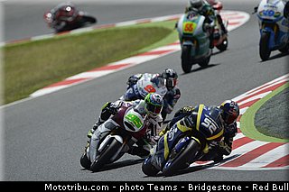 moto2_rossi_035_catalogne_montmelo_2013.jpg