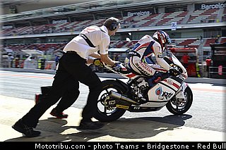 moto2_wilairot_014_catalogne_montmelo_2013.jpg
