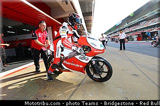 moto3_oliveira_002_catalogne_montmelo_2013.jpg