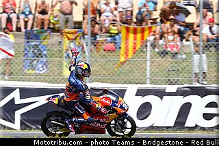 moto3_salom_010_catalogne_montmelo_2013.jpg