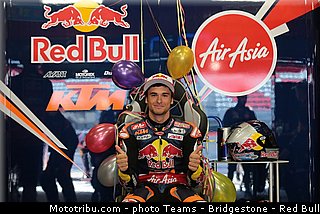 moto3_sissis_001_catalogne_montmelo_2013.jpg