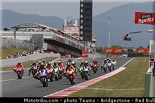 motogp_001_catalogne_montmelo_2013.jpg