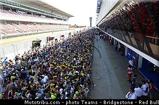 motogp_ambiance_011_catalogne_montmelo_2013.jpg