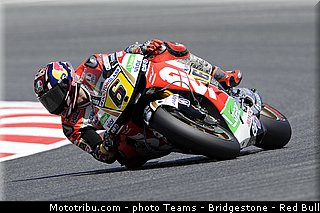 motogp_bradl_005_catalogne_montmelo_2013.jpg