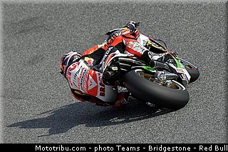 motogp_bradl_014_catalogne_montmelo_2013.jpg