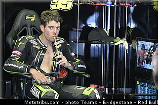 motogp_crutchlow_018_catalogne_montmelo_2013.jpg