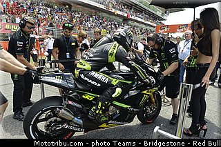 motogp_crutchlow_021_catalogne_montmelo_2013.jpg