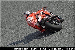 motogp_hayden_006_catalogne_montmelo_2013.jpg