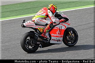 motogp_iannone_004_catalogne_montmelo_2013.jpg