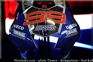 motogp_lorenzo_004_catalogne_montmelo_2013.jpg