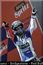 motogp_lorenzo_022_catalogne_montmelo_2013.jpg