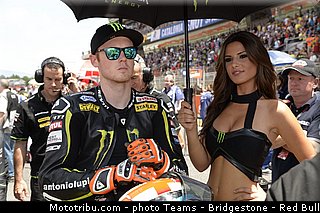 motogp_pitbabe_012_catalogne_montmelo_2013.jpg