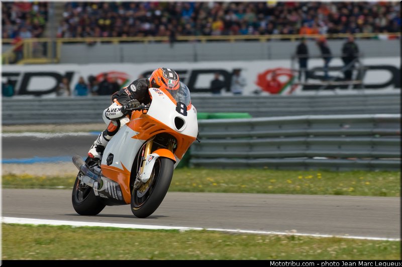 moto2_rea_005_pays_bas_assen_2013
