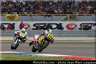 moto2_luthi_008_pays_bas_assen_2013.jpg