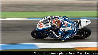 moto2_nakagami_004_pays_bas_assen_2013.jpg