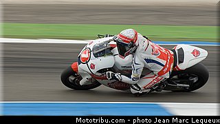 moto2_pradita_003_pays_bas_assen_2013.jpg