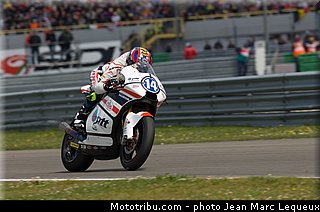 moto2_wilairot_004_pays_bas_assen_2013.jpg