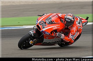 motogp_dovizioso_003_pays_bas_assen_2013.jpg