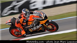 motogp_edwards_001_pays_bas_assen_2013.jpg