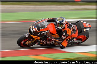 motogp_edwards_005_pays_bas_assen_2013.jpg