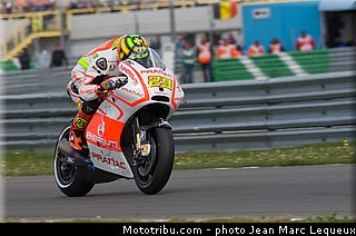 motogp_iannone_008_pays_bas_assen_2013.jpg