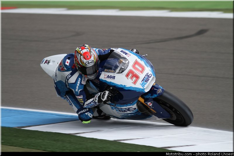 moto2_nakagami_002_pays_bas_assen_2013