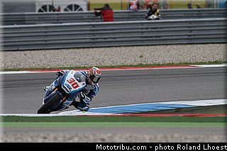 moto2_nakagami_001_pays_bas_assen_2013.jpg