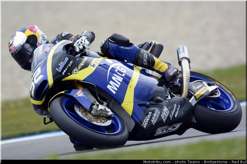 moto2_kent_006_pays_bas_assen_2013