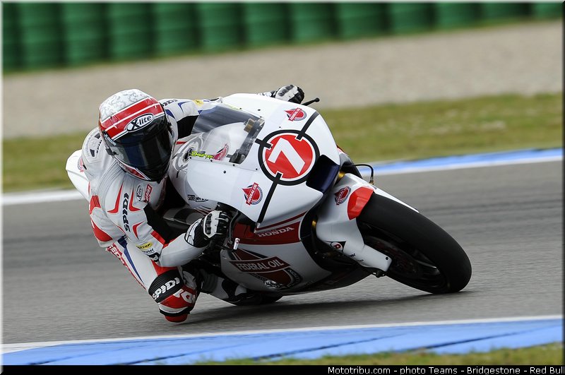 moto2_pradita_003_pays_bas_assen_2013