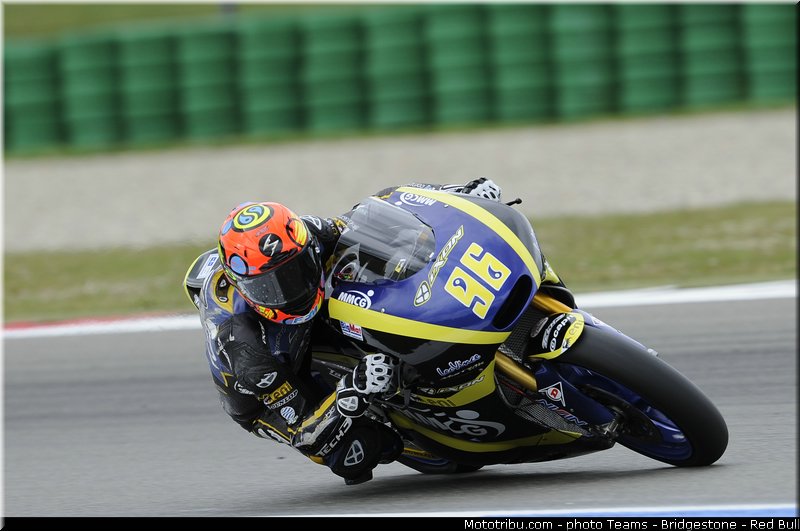 moto2_rossi_010_pays_bas_assen_2013