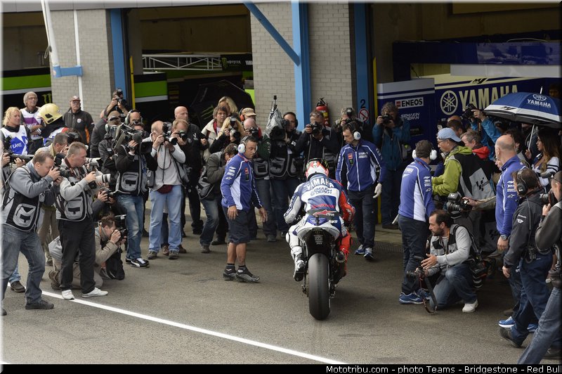 motogp_lorenzo_012_pays_bas_assen_2013