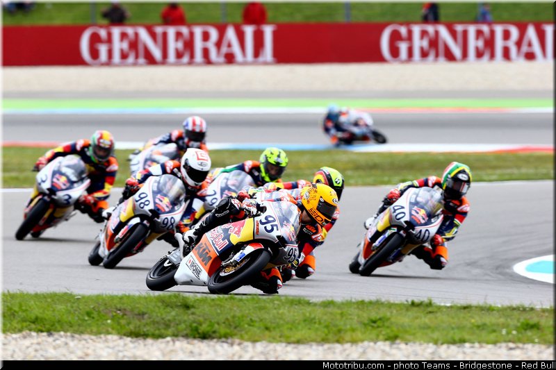 redbull_motogp_rookies_cup_012_pays_bas_assen_2013