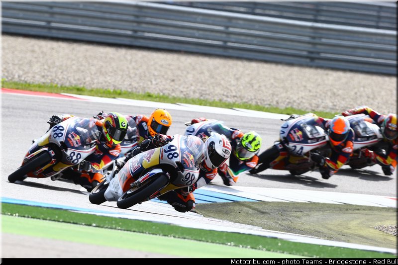 redbull_motogp_rookies_cup_014_pays_bas_assen_2013