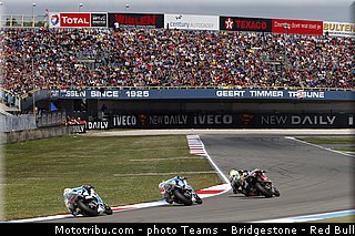 moto2_019_pays_bas_assen_2013.jpg