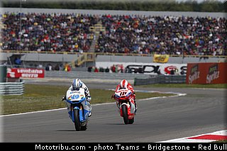 moto2_021_pays_bas_assen_2013.jpg