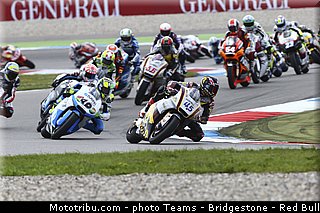 moto2_033_pays_bas_assen_2013.jpg