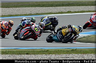 moto2_039_pays_bas_assen_2013.jpg