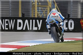 moto2_espargaro_p_003_pays_bas_assen_2013.jpg