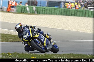 moto2_kent_016_pays_bas_assen_2013.jpg