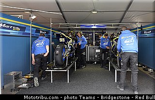 moto2_rossi_004_pays_bas_assen_2013.jpg