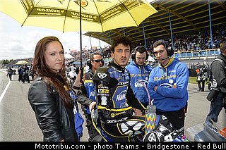 moto2_rossi_018_pays_bas_assen_2013.jpg
