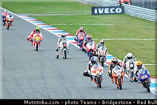 moto3_045_pays_bas_assen_2013.jpg