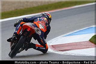 moto3_salom_002_pays_bas_assen_2013.jpg