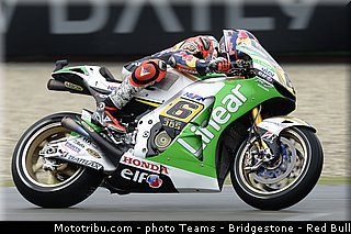 motogp_bradl_015_pays_bas_assen_2013.jpg