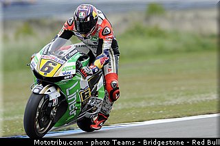 motogp_bradl_020_pays_bas_assen_2013.jpg